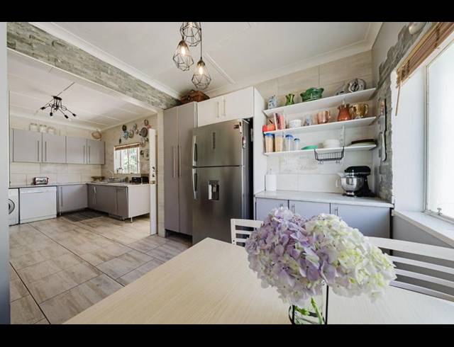 3 BEDROOM HOUSE FOR SALE IN LINMEYER